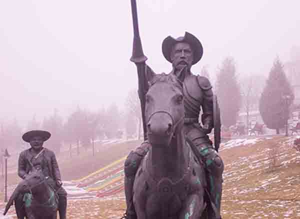 Eskişehir Şelale Park Don Kişont Heykeli 