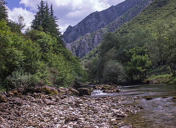 Makedonya Matka Kanyonu