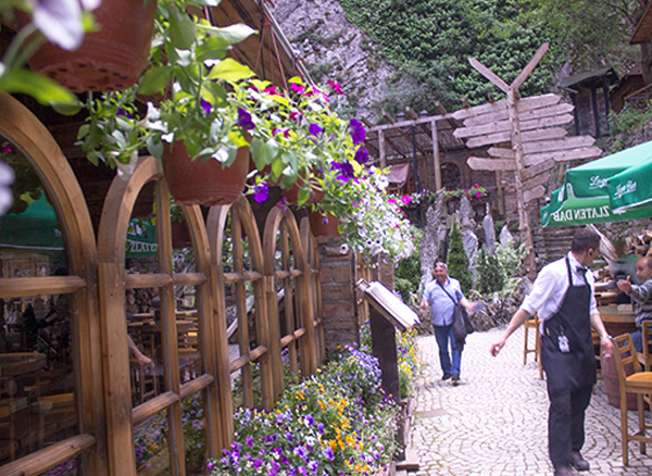 Makedonya Matka Kanyonu