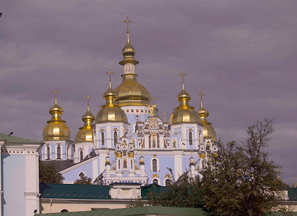 aziz michael altın kubbe Katedrali
