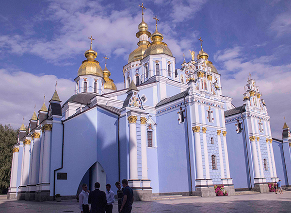 aziz michael altın kubbe Katedrali